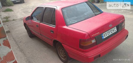 Hyundai Pony 1994  випуску Харків з двигуном 1.5 л бензин седан механіка за 2000 долл. 