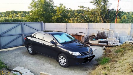 Toyota Corolla 2010  випуску Дніпро з двигуном 1.3 л бензин седан механіка за 6999 долл. 