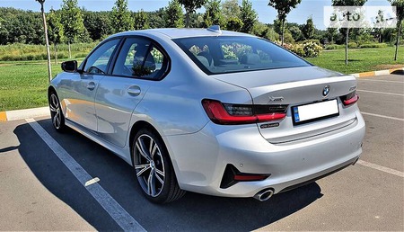 BMW 330 2019  випуску Київ з двигуном 2 л бензин седан автомат за 39500 долл. 