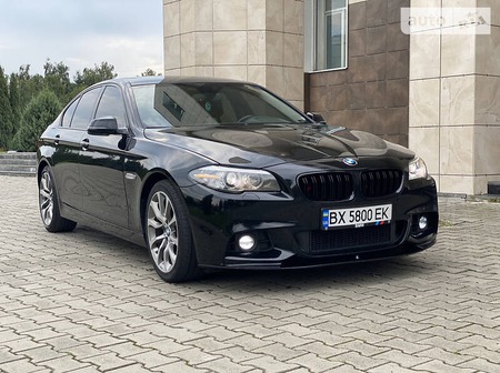 BMW 528 2015  випуску Хмельницький з двигуном 2 л бензин седан автомат за 18850 долл. 