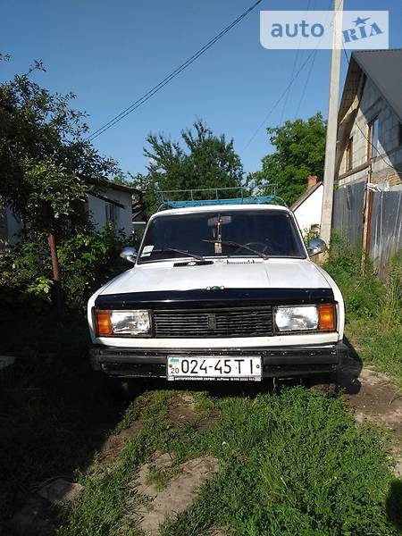 Lada 2105 1992  випуску Житомир з двигуном 1.3 л бензин седан механіка за 1100 долл. 