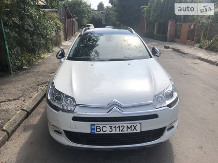 Citroen C5 2016  випуску Львів з двигуном 2 л дизель універсал автомат за 15750 долл. 