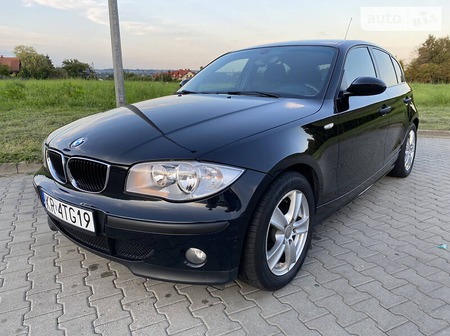BMW 118 2004  випуску Миколаїв з двигуном 2 л дизель хэтчбек механіка за 3500 долл. 