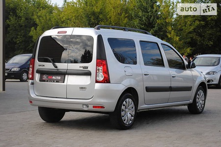 Dacia Logan MCV 2012  випуску Житомир з двигуном 1.5 л дизель універсал механіка за 7200 долл. 