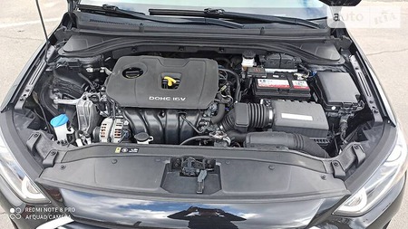 Hyundai Elantra 2017  випуску Одеса з двигуном 2 л бензин седан  за 12300 долл. 