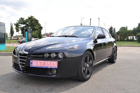 Alfa Romeo 159 2010  випуску Київ з двигуном 1.9 л дизель седан механіка за 8200 долл. 