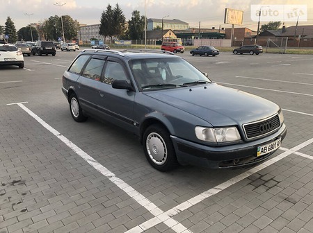 Audi 100 1992  випуску Вінниця з двигуном 2.6 л  універсал механіка за 2500 долл. 