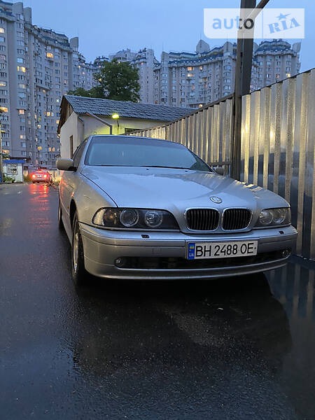 BMW 540 1998  випуску Одеса з двигуном 4.4 л бензин седан автомат за 5500 долл. 