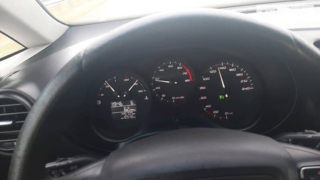 Seat Leon 2010  випуску Полтава з двигуном 1.4 л бензин хэтчбек механіка за 6000 долл. 