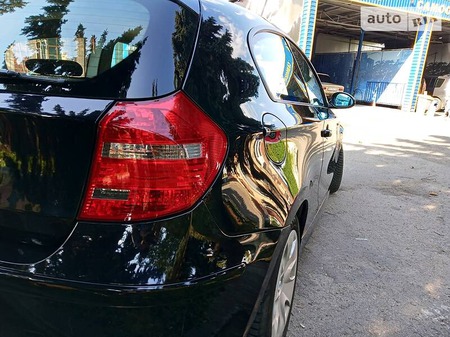 BMW 116 2009  випуску Харків з двигуном 1.6 л бензин хэтчбек механіка за 6700 долл. 