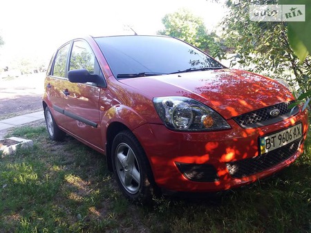 Ford Fiesta 2007  випуску Херсон з двигуном 1.3 л  хэтчбек механіка за 6300 долл. 