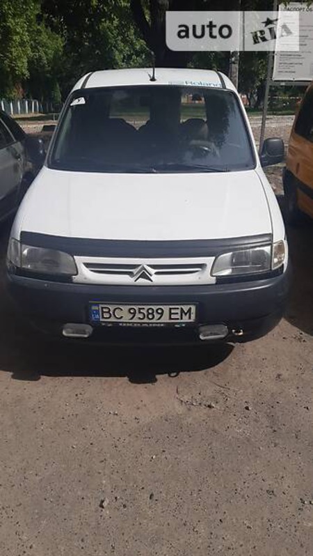 Citroen Berlingo 1997  випуску Львів з двигуном 1.4 л бензин мінівен механіка за 2200 долл. 