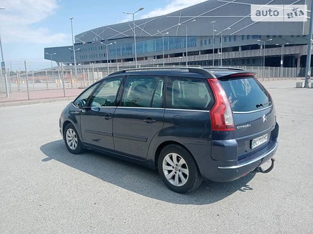 Citroen C4 Picasso 2009  випуску Львів з двигуном 1.6 л дизель універсал автомат за 6430 долл. 