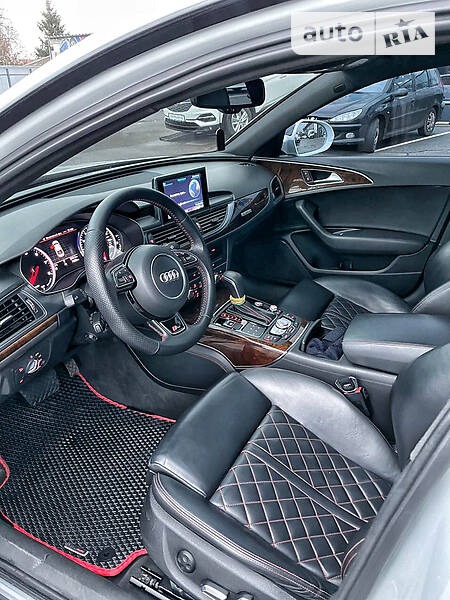 Audi A6 Limousine 2015  випуску Київ з двигуном 3 л бензин седан автомат за 32500 долл. 