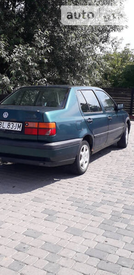 Volkswagen Vento 1996  випуску Івано-Франківськ з двигуном 1.9 л дизель седан механіка за 1300 долл. 