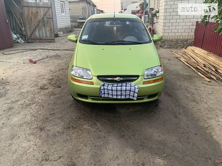 Chevrolet Aveo 2005  випуску Хмельницький з двигуном 1.5 л бензин седан механіка за 4100 долл. 