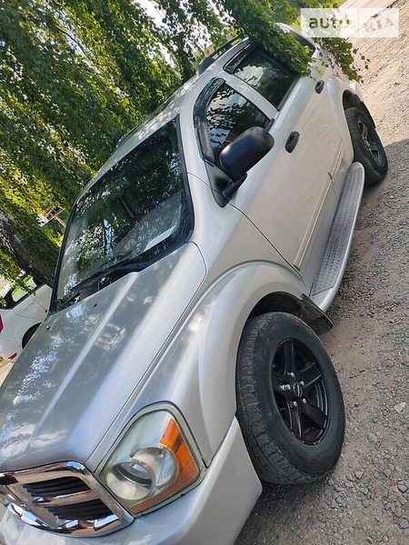 Dodge Durango 2005  випуску Київ з двигуном 5.7 л  позашляховик автомат за 10000 долл. 