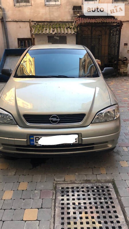 Opel Astra 2006  випуску Одеса з двигуном 1.4 л бензин седан автомат за 4900 долл. 