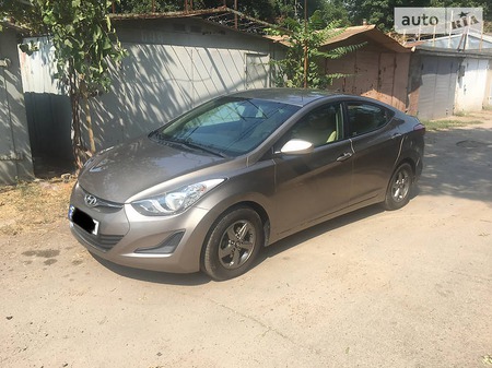 Hyundai Elantra 2014  випуску Одеса з двигуном 1.8 л бензин седан автомат за 9500 долл. 