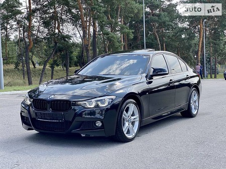 BMW 328 2015  випуску Київ з двигуном 2 л бензин седан автомат за 21000 долл. 