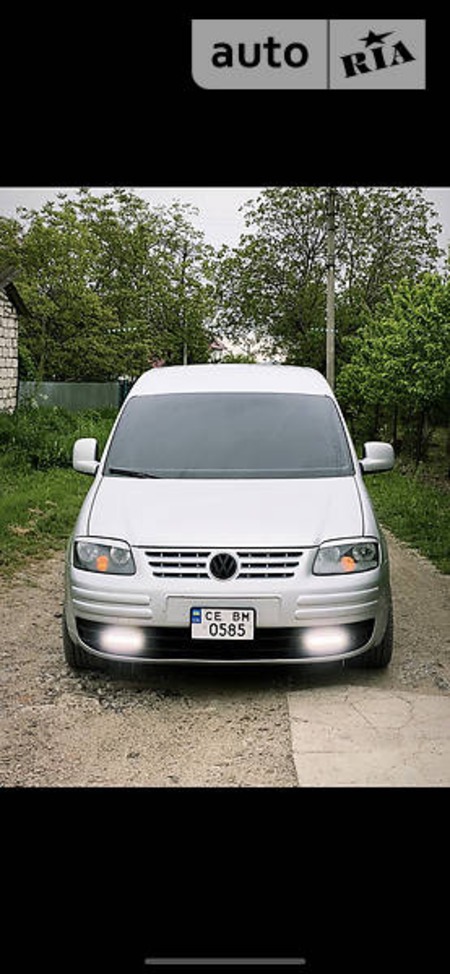 Volkswagen Caddy 2006  випуску Чернівці з двигуном 1.9 л дизель мінівен автомат за 9000 долл. 