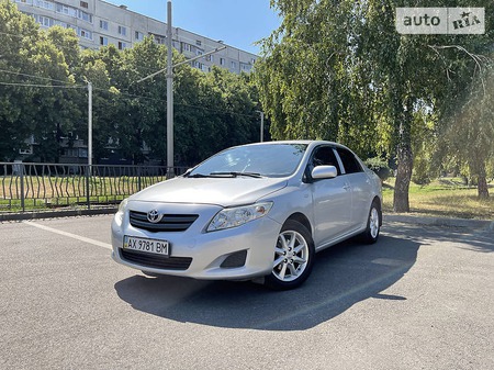 Toyota Corolla 2008  випуску Харків з двигуном 1.6 л  седан механіка за 9150 долл. 