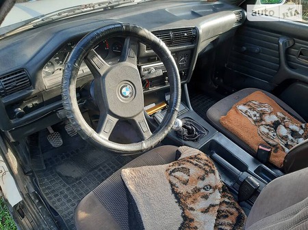 BMW 324 1986  випуску Ужгород з двигуном 2.4 л дизель седан механіка за 1450 долл. 
