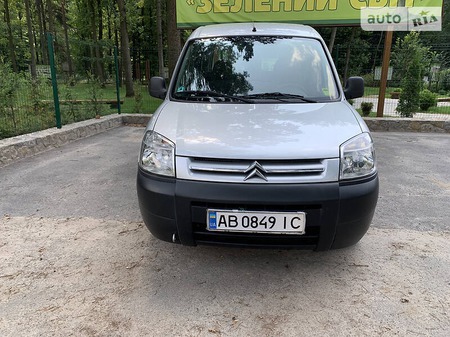 Citroen Berlingo 2008  випуску Вінниця з двигуном 1.4 л бензин мінівен механіка за 5150 долл. 