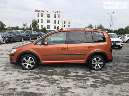 Volkswagen Touran 2007  випуску Львів з двигуном 1.4 л бензин мінівен автомат за 8500 долл. 