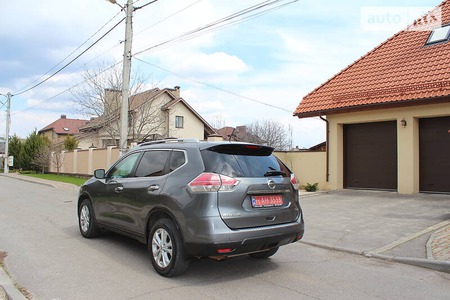 Nissan Rogue 2015  випуску Харків з двигуном 2.5 л бензин позашляховик автомат за 13800 долл. 