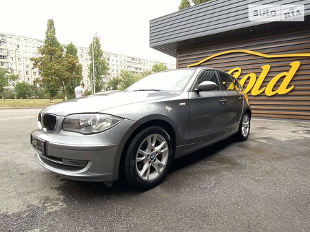 BMW 116 2009  випуску Київ з двигуном 1.6 л бензин хэтчбек механіка за 6200 долл. 