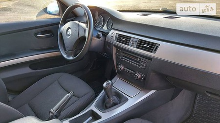 BMW 318 2007  випуску Тернопіль з двигуном 2 л бензин універсал механіка за 6999 долл. 