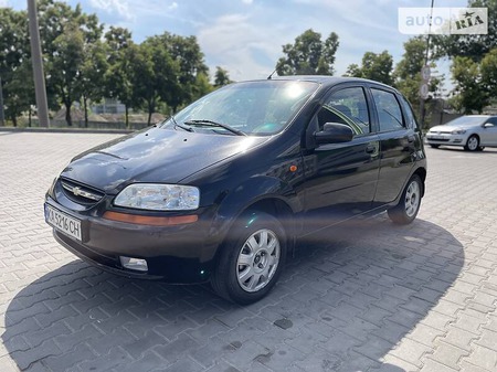 Chevrolet Aveo 2005  випуску Дніпро з двигуном 1.5 л бензин хэтчбек автомат за 3900 долл. 