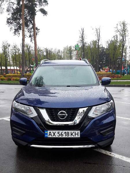 Nissan Rogue 2018  випуску Харків з двигуном 2.5 л бензин позашляховик автомат за 18600 долл. 