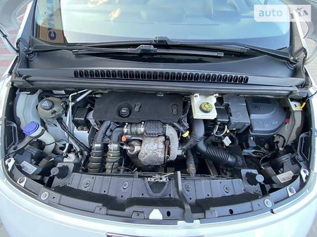 Peugeot 3008 2011  випуску Житомир з двигуном 1.6 л дизель мінівен механіка за 10700 долл. 