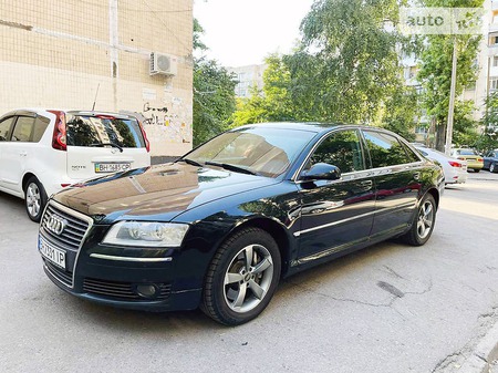 Audi A8 2006  випуску Одеса з двигуном 4.2 л  седан автомат за 8200 долл. 