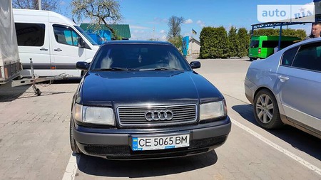 Audi 100 1992  випуску Чернівці з двигуном 2.8 л  седан механіка за 3500 долл. 