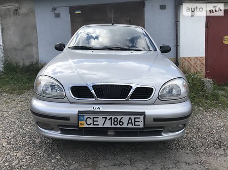 Daewoo Lanos 2006  випуску Чернівці з двигуном 1.5 л бензин седан механіка за 3100 долл. 