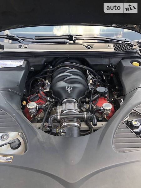 Maserati Quattroporte 2010  випуску Київ з двигуном 4.7 л бензин седан автомат за 23000 долл. 
