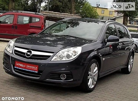 Opel Signum 2007  випуску Тернопіль з двигуном 1.9 л дизель ліфтбек механіка за 7500 долл. 