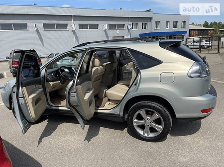 Lexus RX 400h 2005  випуску Харків з двигуном 3.3 л бензин хэтчбек автомат за 15500 долл. 