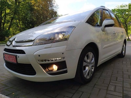 Citroen C4 Picasso 2012  випуску Львів з двигуном 2 л дизель мінівен автомат за 8350 долл. 