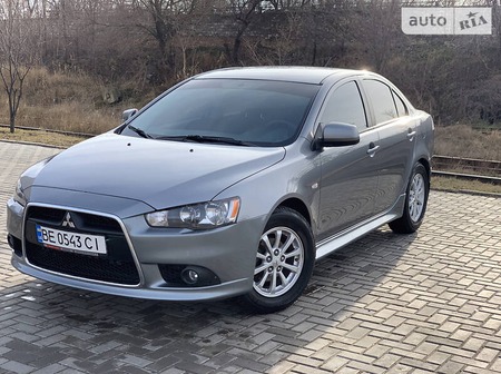 Mitsubishi Lancer 2012  випуску Миколаїв з двигуном 1.6 л  седан механіка за 8899 долл. 