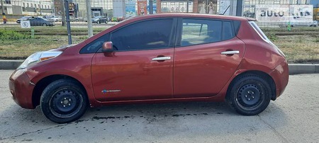 Nissan Leaf 2014  випуску Харків з двигуном 0 л електро хэтчбек автомат за 8600 долл. 