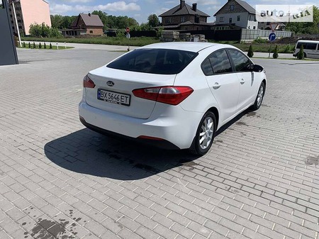 KIA Cerato 2012  випуску Хмельницький з двигуном 1.6 л  седан механіка за 9800 долл. 