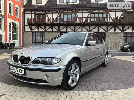 BMW 318 2004  випуску Рівне з двигуном 2 л бензин седан механіка за 6000 долл. 