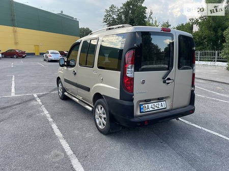 Fiat Doblo 2009  випуску Кропивницький з двигуном 1.4 л  мінівен механіка за 6700 долл. 