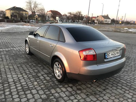 Audi A4 Limousine 2001  випуску Львів з двигуном 2 л бензин седан автомат за 5600 долл. 