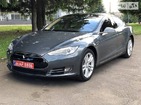 Tesla S 03.09.2021