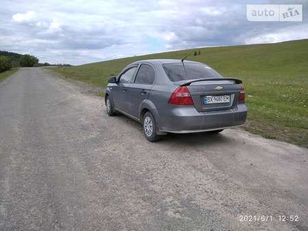 Chevrolet Aveo 2006  випуску Хмельницький з двигуном 1.5 л бензин седан механіка за 4000 долл. 